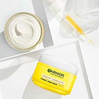 GARNIER BRIGHT COMPLETE VITAMIN C SERUM CREAM UV GARNIER BRIGHT COMPLETE VITAMIN C SERUM CREAM UV